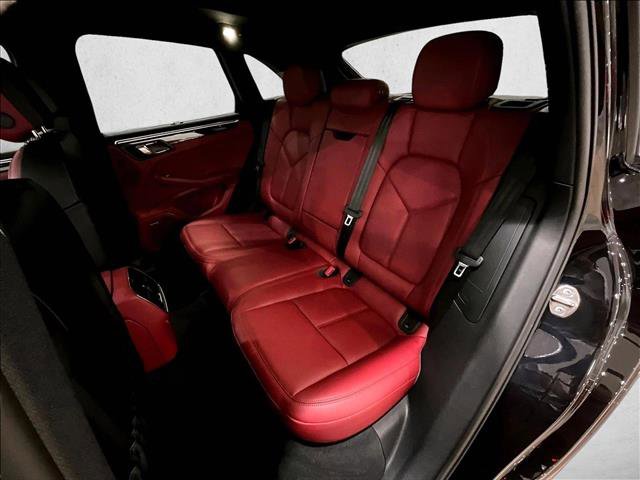 Used 2024 Porsche Macan S AWD/4WD image 28