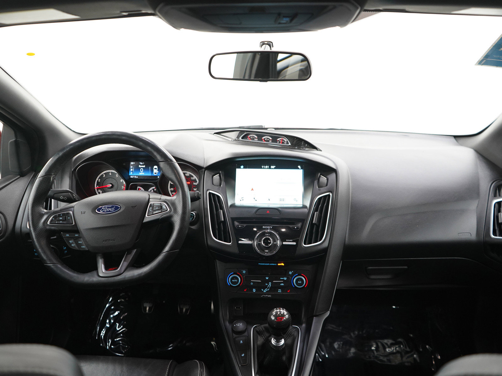 Used 2018 Ford Focus ST w/ Equipment Group 402A FWD image 13