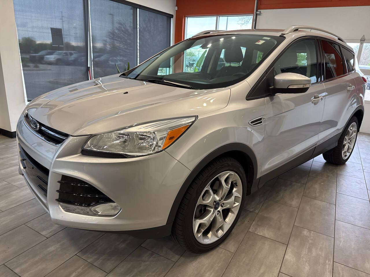 Used 2016 Ford Escape Titanium image 3