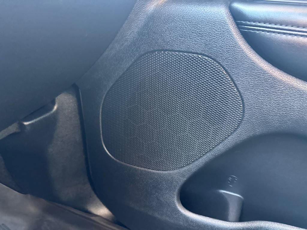 Used 2021 Jeep Grand Cherokee Laredo image 10