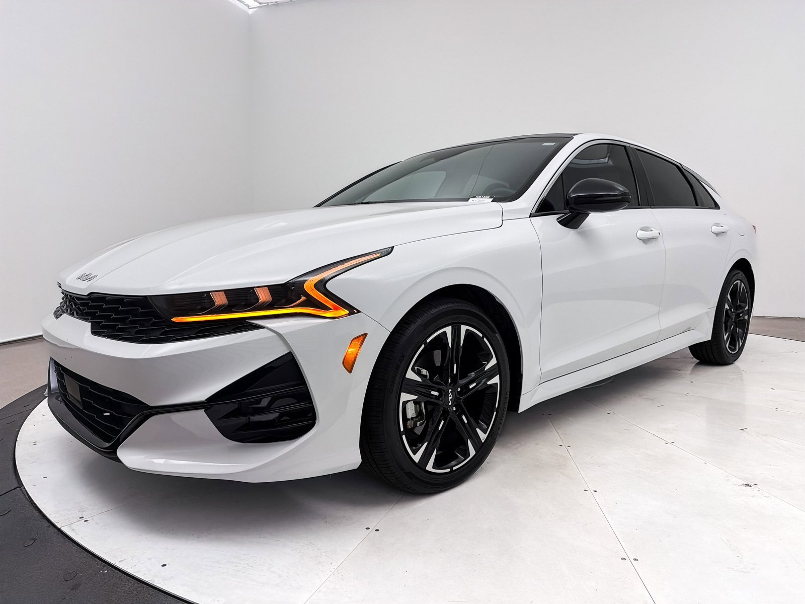 Used 2024 Kia K5 GT-Line image 14