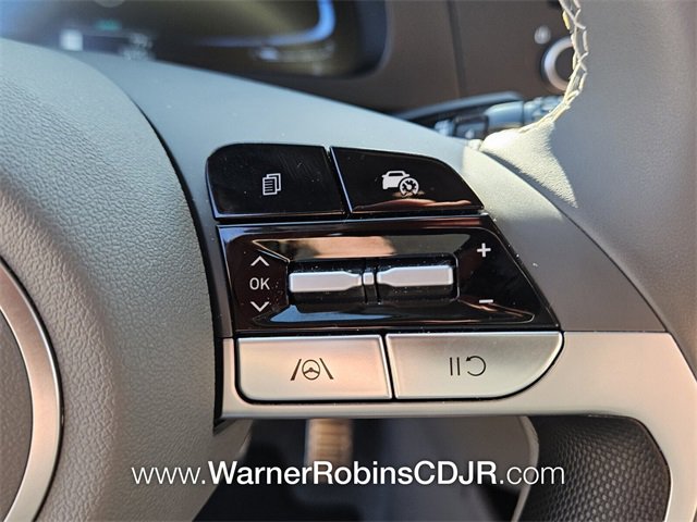 Used 2025 Hyundai Elantra Sport image 24