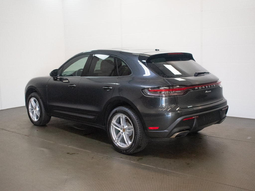New 2026 Porsche Macan AWD/4WD image 3