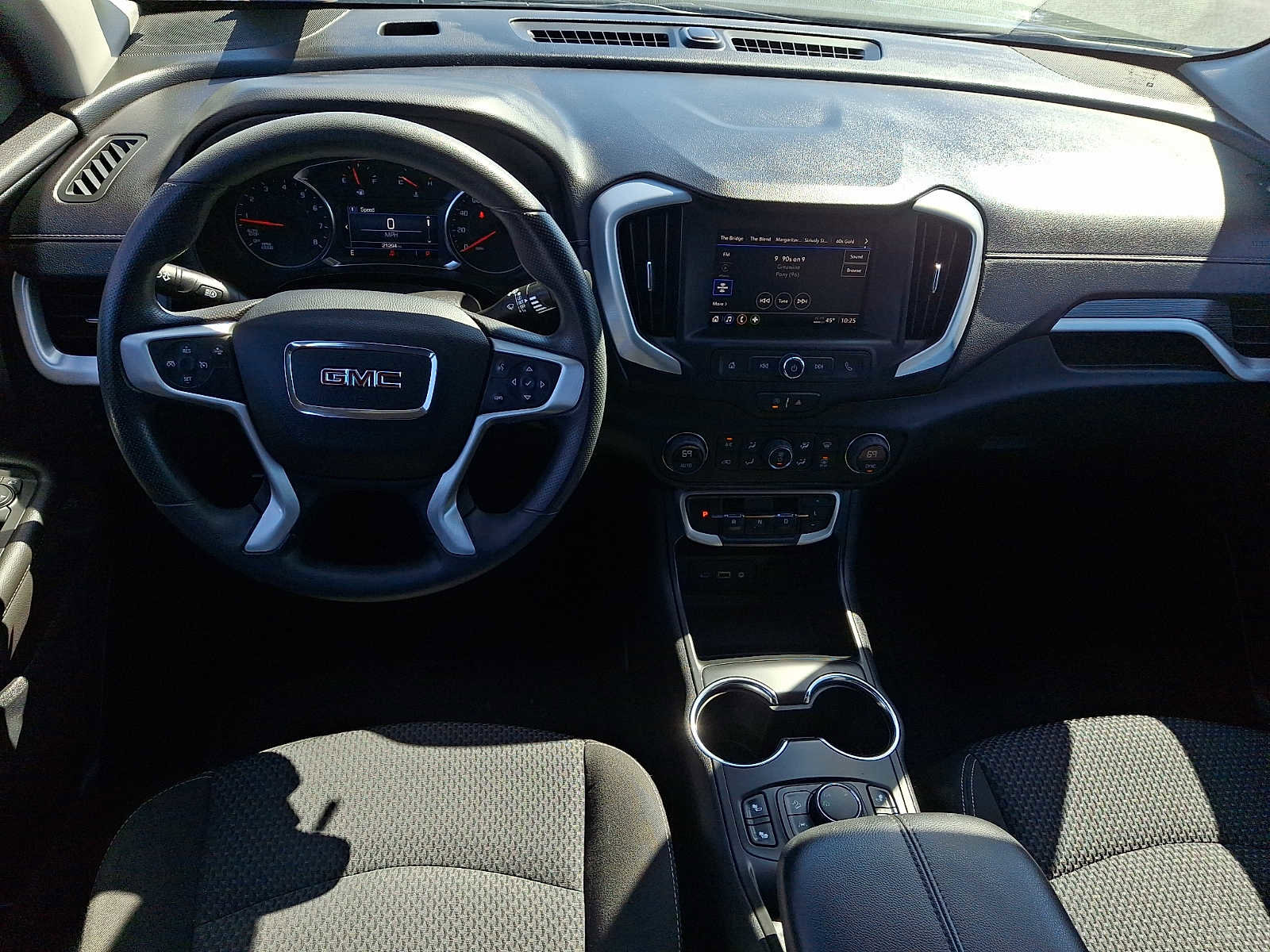 Certified 2023 GMC Terrain SLE w/ Driver Convenience Package AWD/4WD image 11