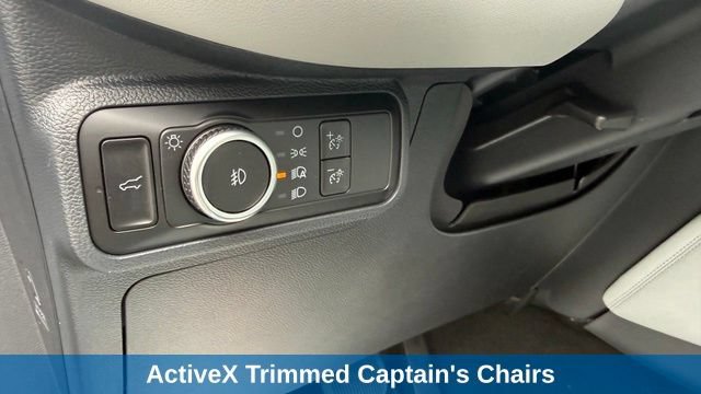 Used 2026 Ford Explorer Platinum w/ LUX Leather Package AWD/4WD image 14