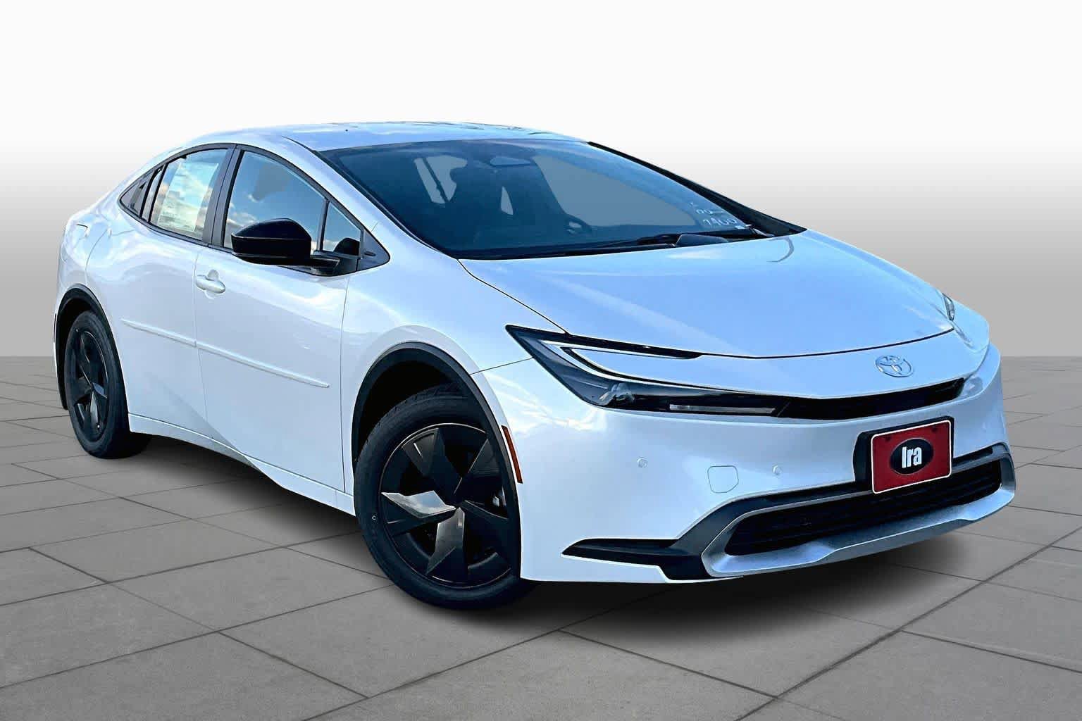New 2026 Toyota Prius Plug-In Hybrid FWD video 2