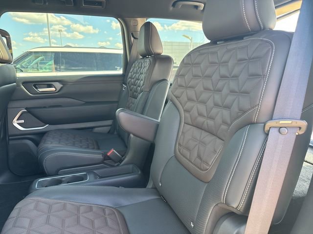 New 2026 Nissan Armada Platinum image 19