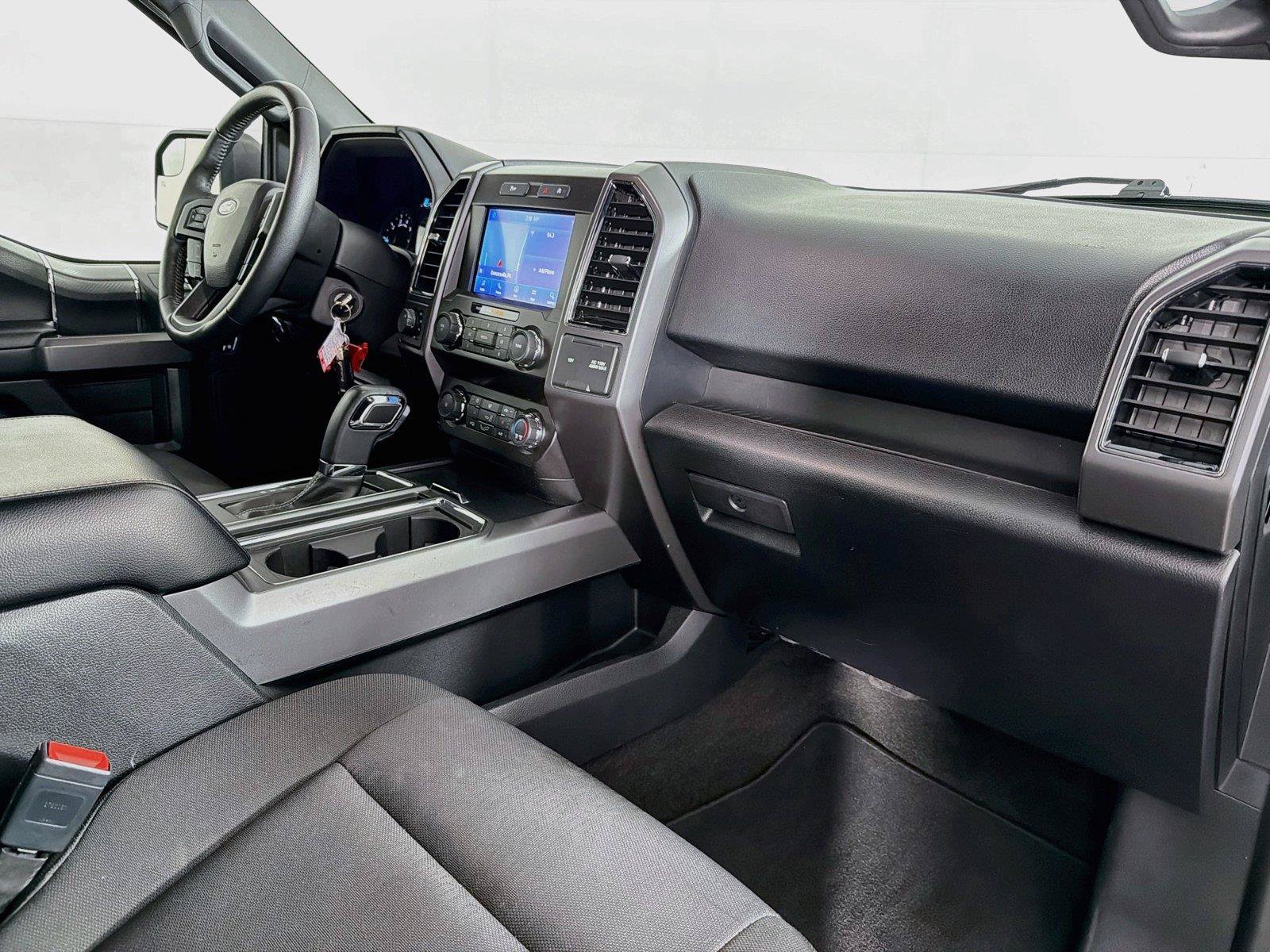 Used 2020 Ford F150 XLT w/ Equipment Group 302A Luxury AWD/4WD image 32
