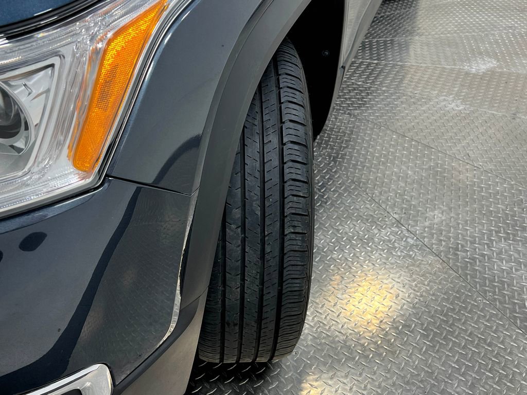 Used 2019 GMC Acadia SLT image 39