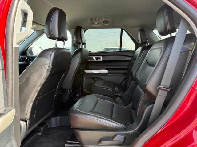 Used 2023 Ford Explorer XLT w/ Equipment Group 202A image 12