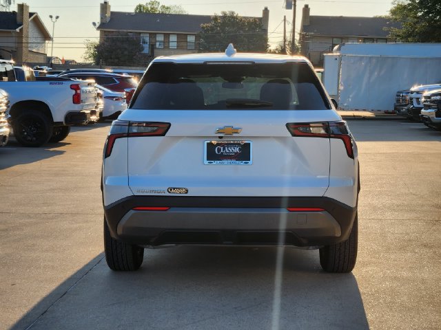 Used 2026 Chevrolet Equinox LT FWD image 13