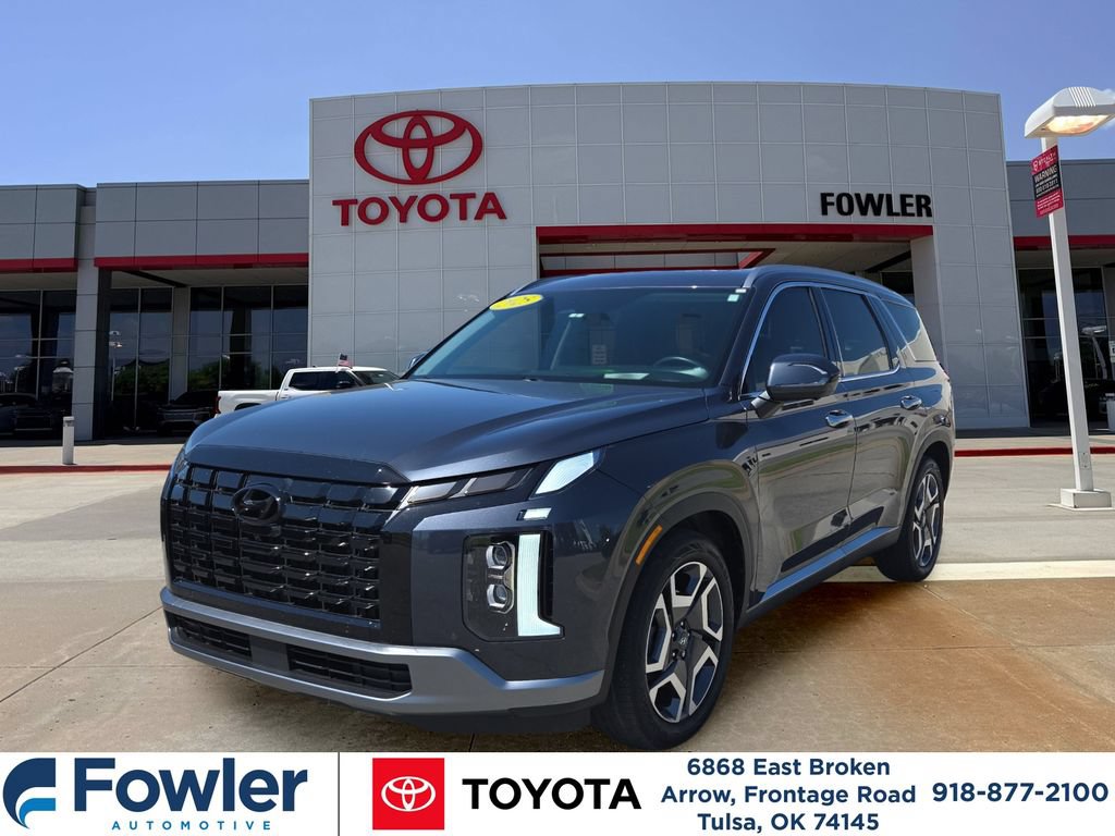 Used 2025 Hyundai Palisade Limited AWD/4WD image 1