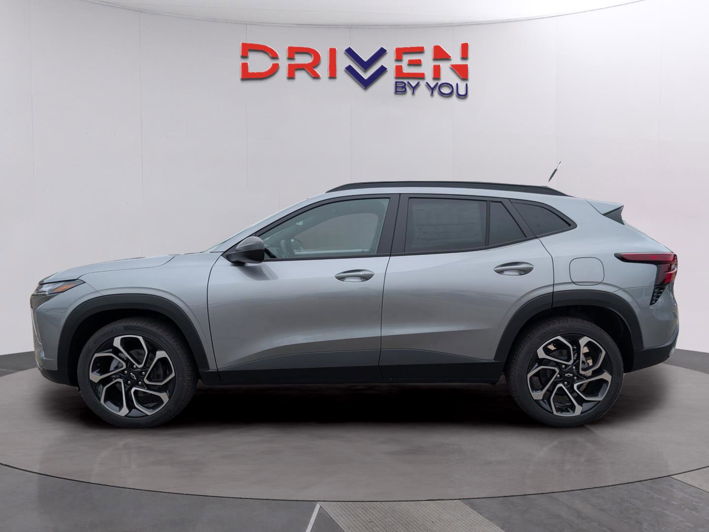 New 2026 Chevrolet Trax RS w/ Sunroof Package image 2