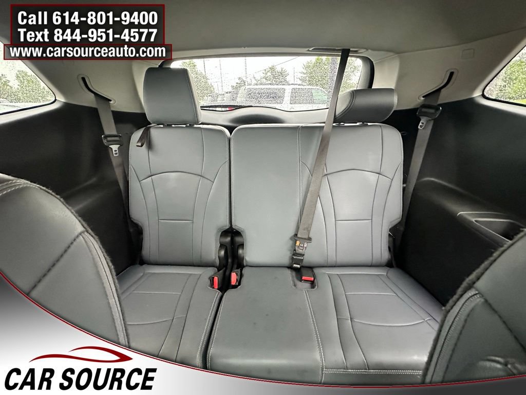 Used 2019 Buick Enclave Essence AWD/4WD image 21