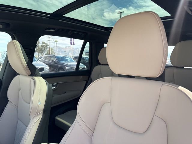New 2026 Volvo XC90 B6 Plus w/ Protection Package Premier image 17