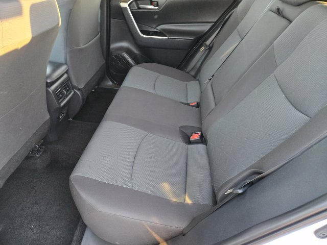 Certified 2025 Toyota RAV4 XLE FWD image 15
