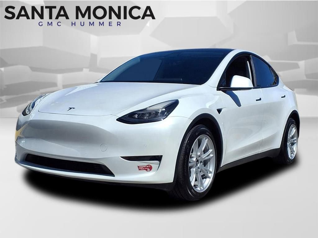 Used 2021 Tesla Model Y Long Range AWD/4WD image 1