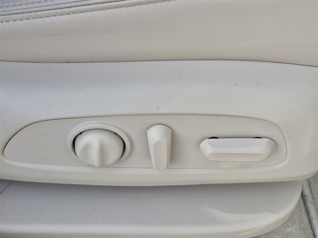 Certified 2023 GMC Acadia Denali w/ Denali Technology Package image 14