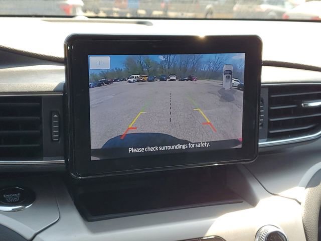 Used 2024 Ford Explorer XLT w/ Equipment Group 202A AWD/4WD image 24