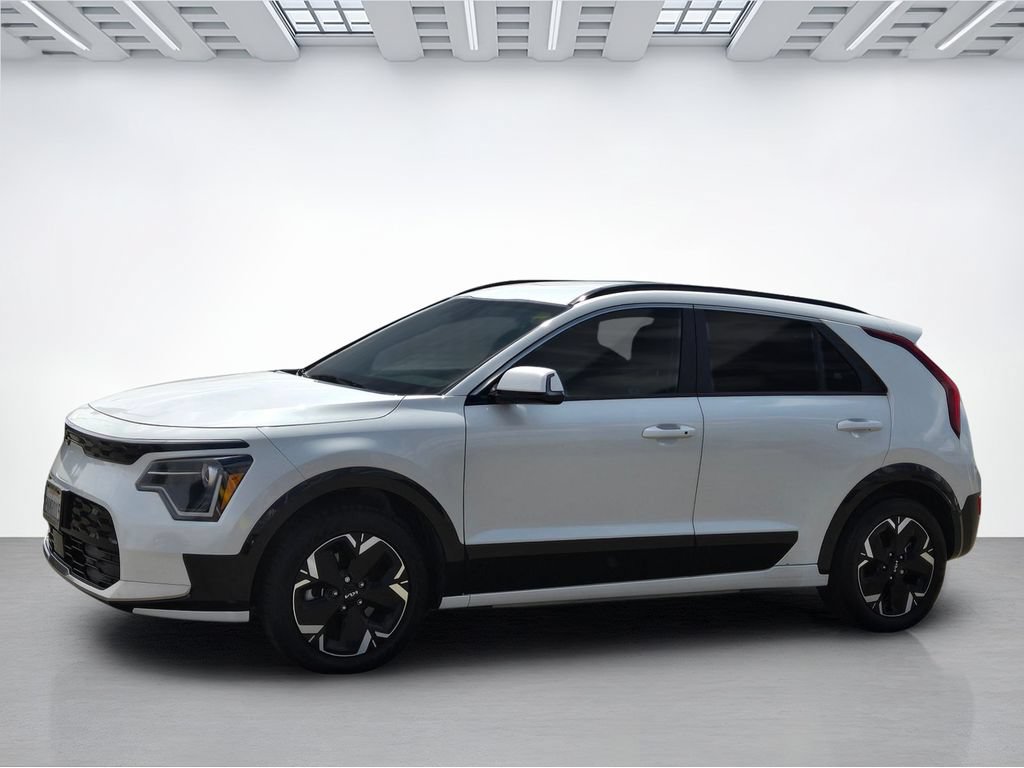 Used 2024 Kia Niro Wind FWD image 7