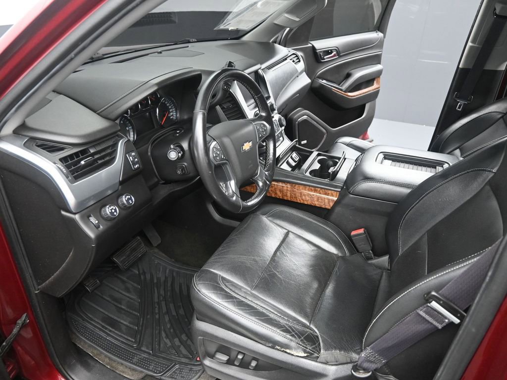 Used 2017 Chevrolet Suburban Premier image 9