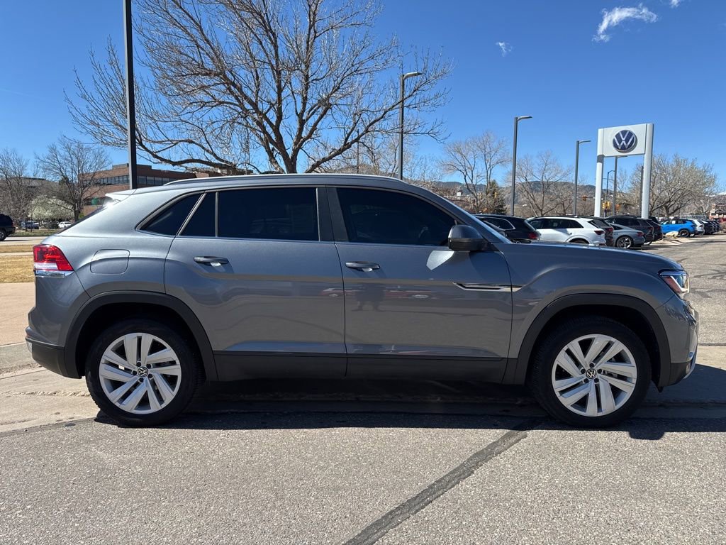 Certified 2022 Volkswagen Atlas Cross Sport SE image 7