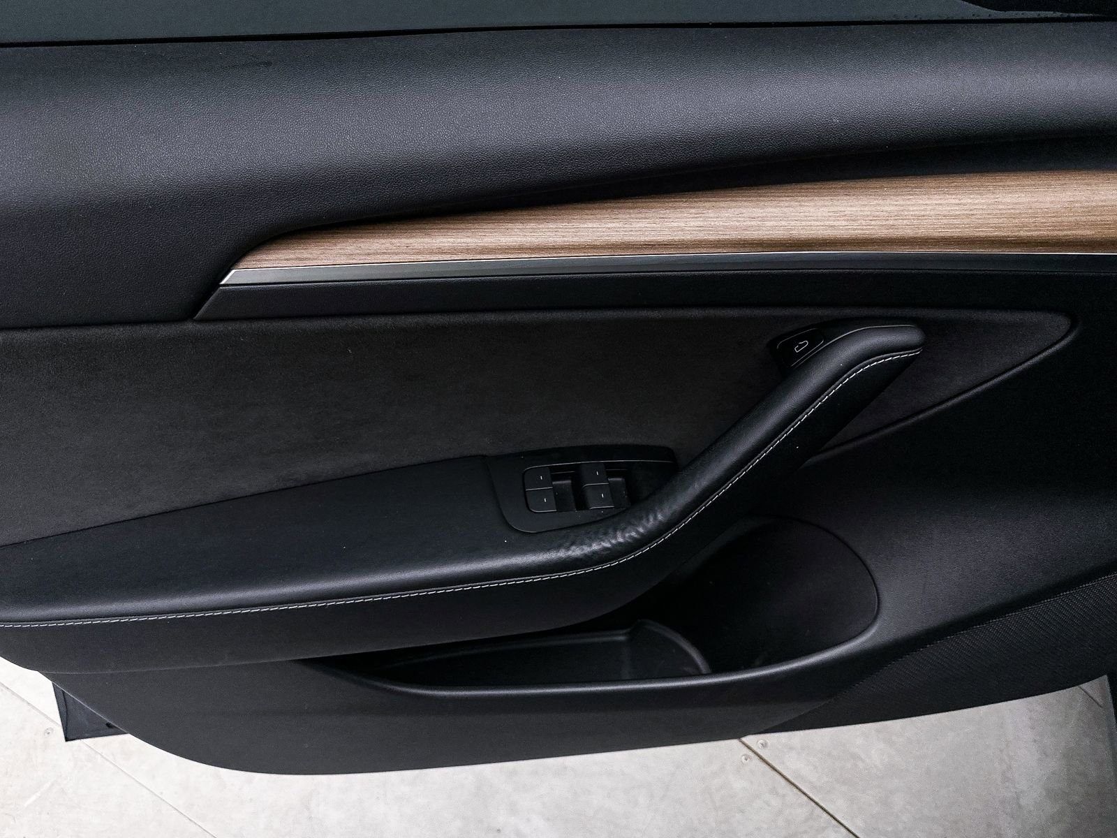 Used 2023 Tesla Model 3 Standard Range RWD image 16