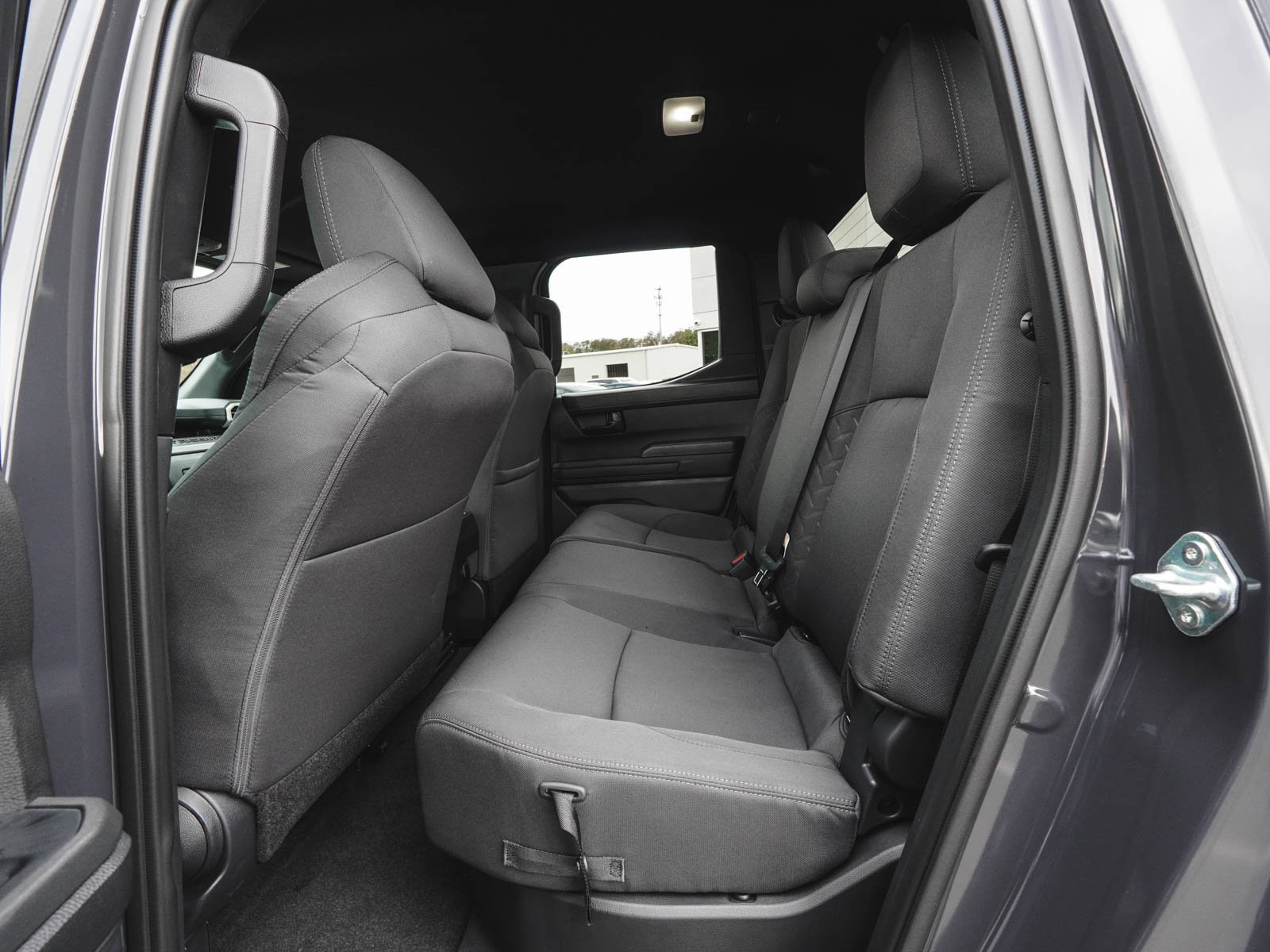 Used 2025 Toyota Tacoma SR5 image 29