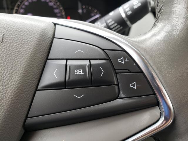 Used 2018 Cadillac XT5 Luxury w/ Driver Awareness Package AWD/4WD image 24
