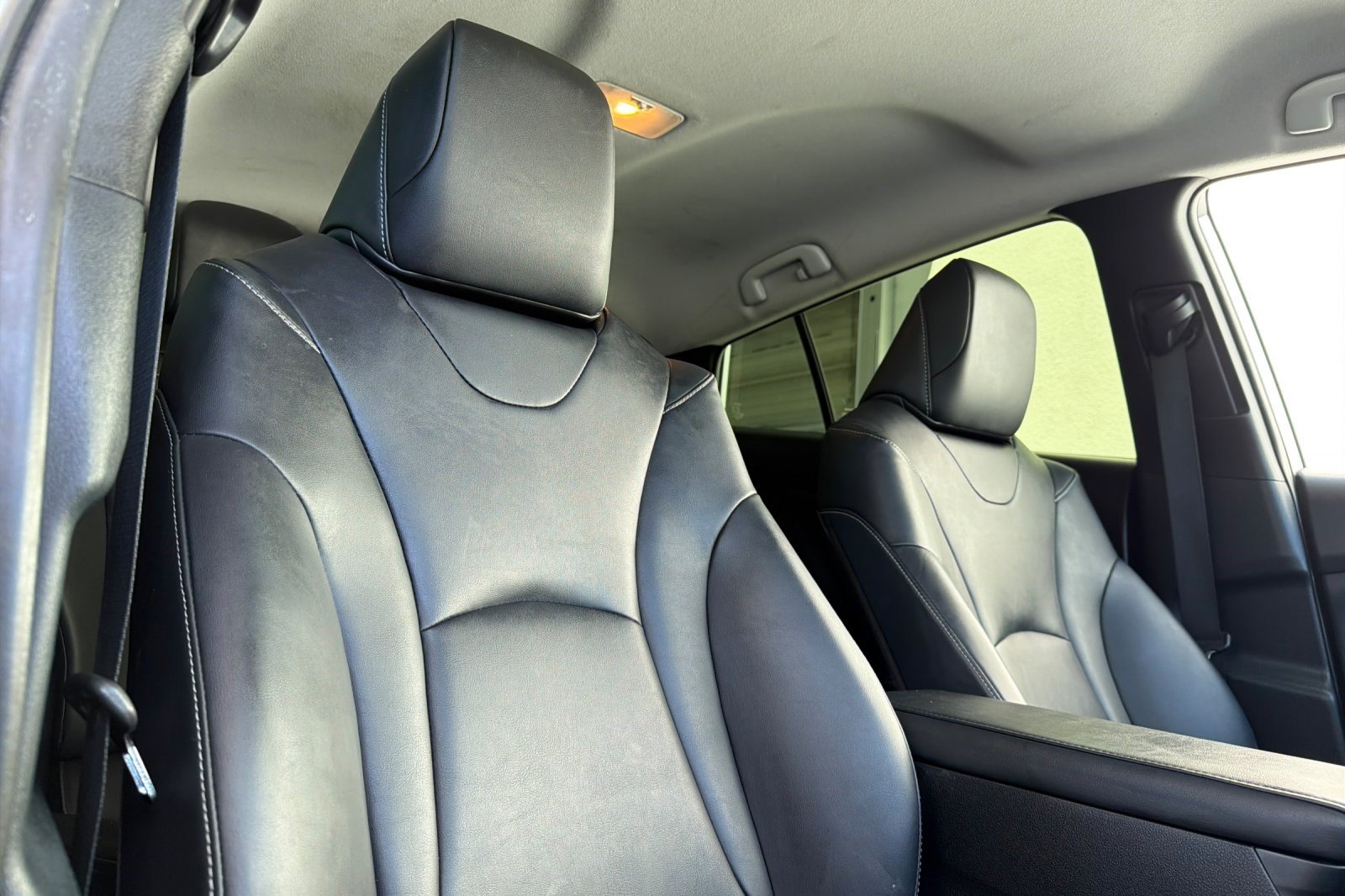 Used 2022 Toyota Prius Prime XLE FWD image 20