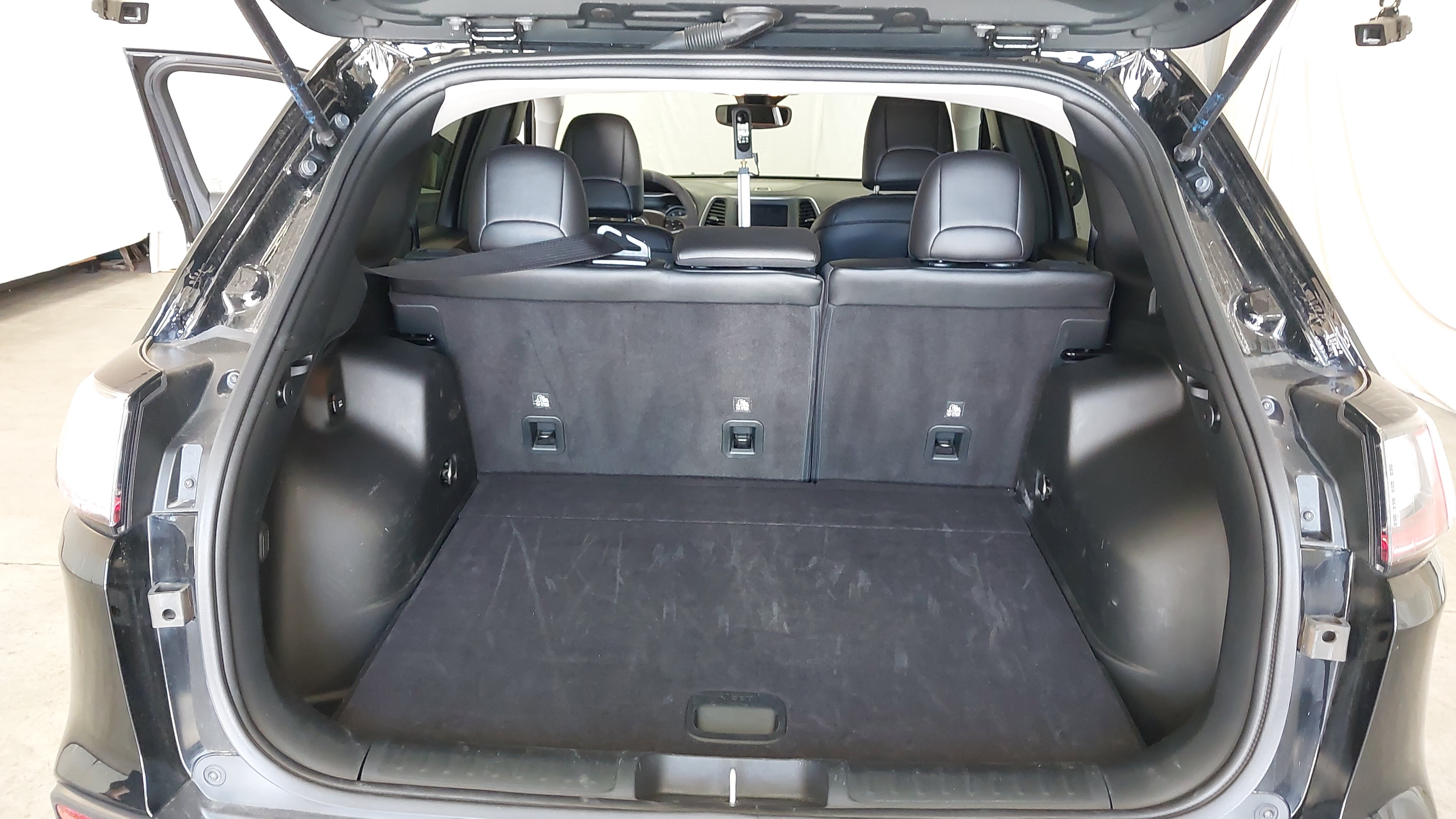Used 2022 Jeep Cherokee Latitude Lux AWD/4WD image 27