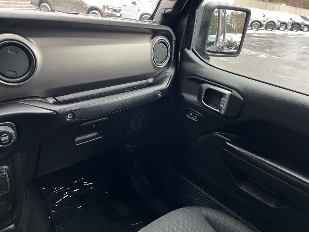 Used 2020 Jeep Gladiator Sport w/ Quick Order Package 24S image 18