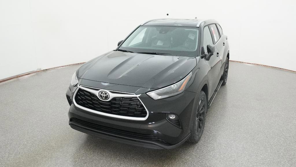 New 2026 Toyota Highlander XLE image 4