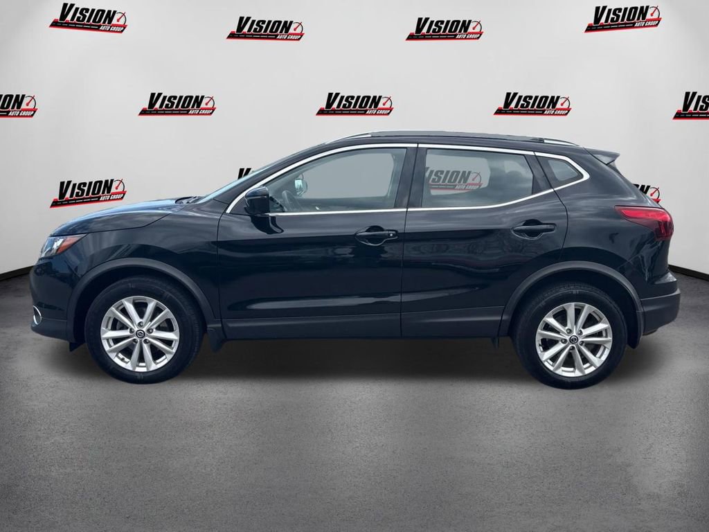 Used 2019 Nissan Rogue Sport SV w/ Technology Package AWD/4WD image 8