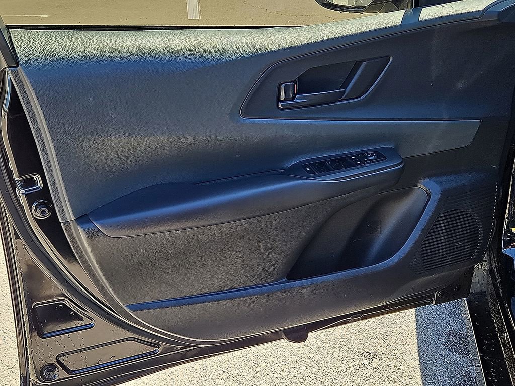 Used 2023 Toyota Prius LE image 14