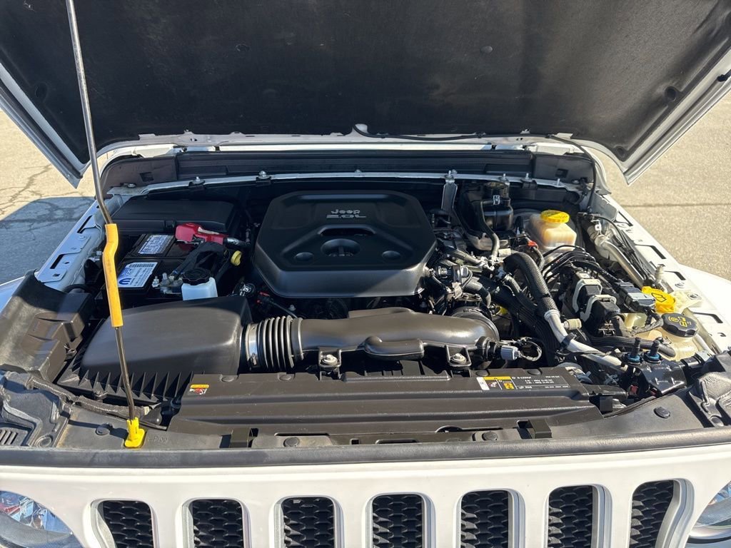 Used 2021 Jeep Wrangler Unlimited Sahara AWD/4WD image 25