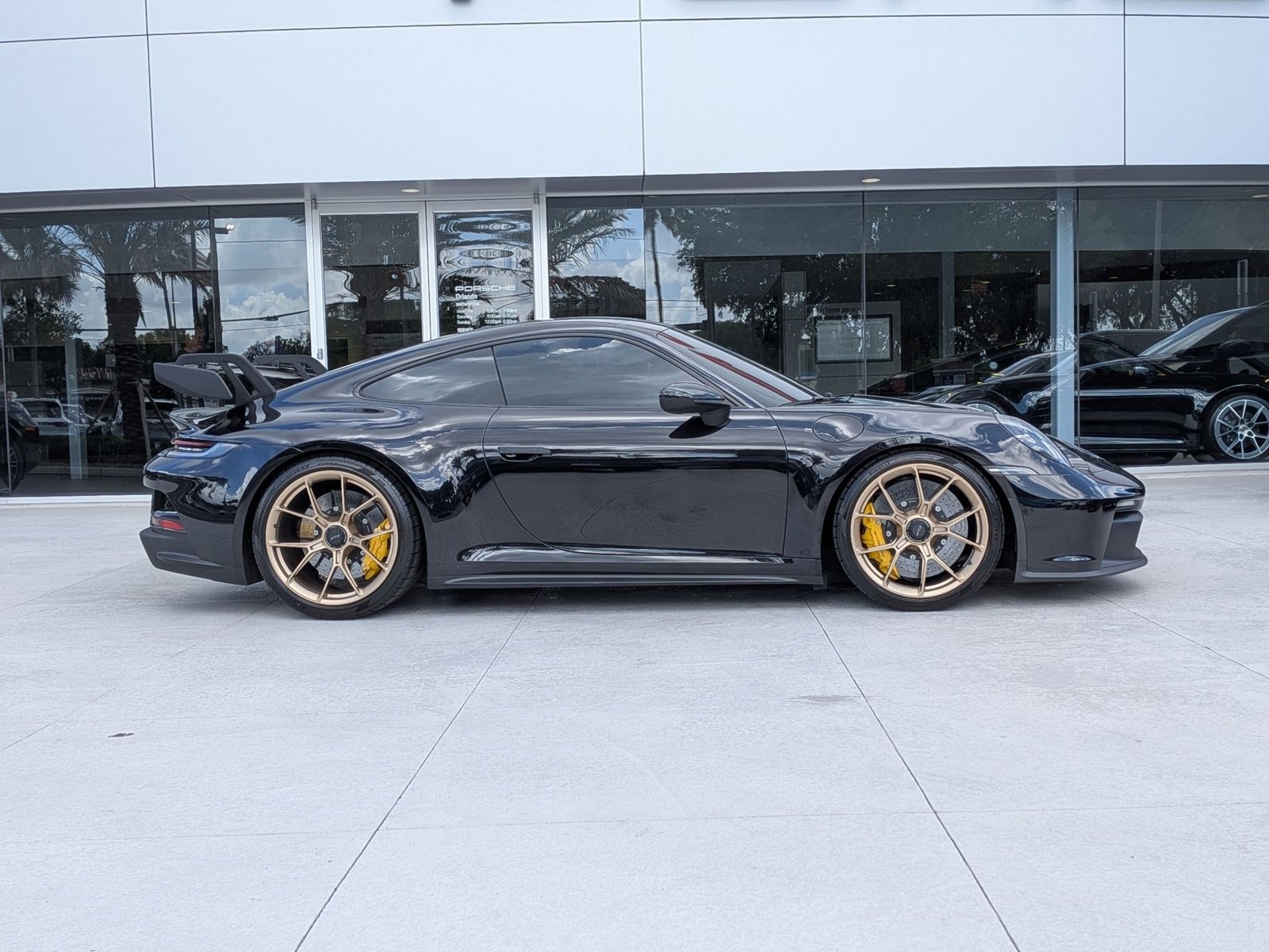Used 2022 Porsche 911 GT3 RWD image 8