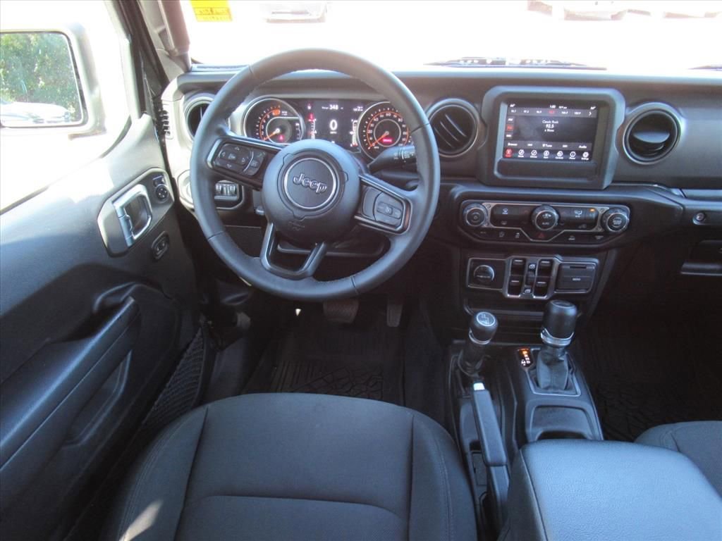 Used 2022 Jeep Wrangler Unlimited Sport image 13