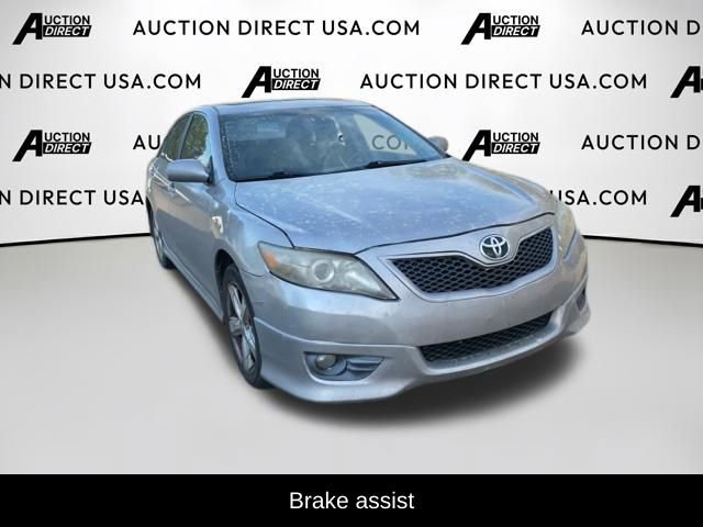 Used 2011 Toyota Camry SE w/ SE Extra-Value Pkg #1 FWD video 3
