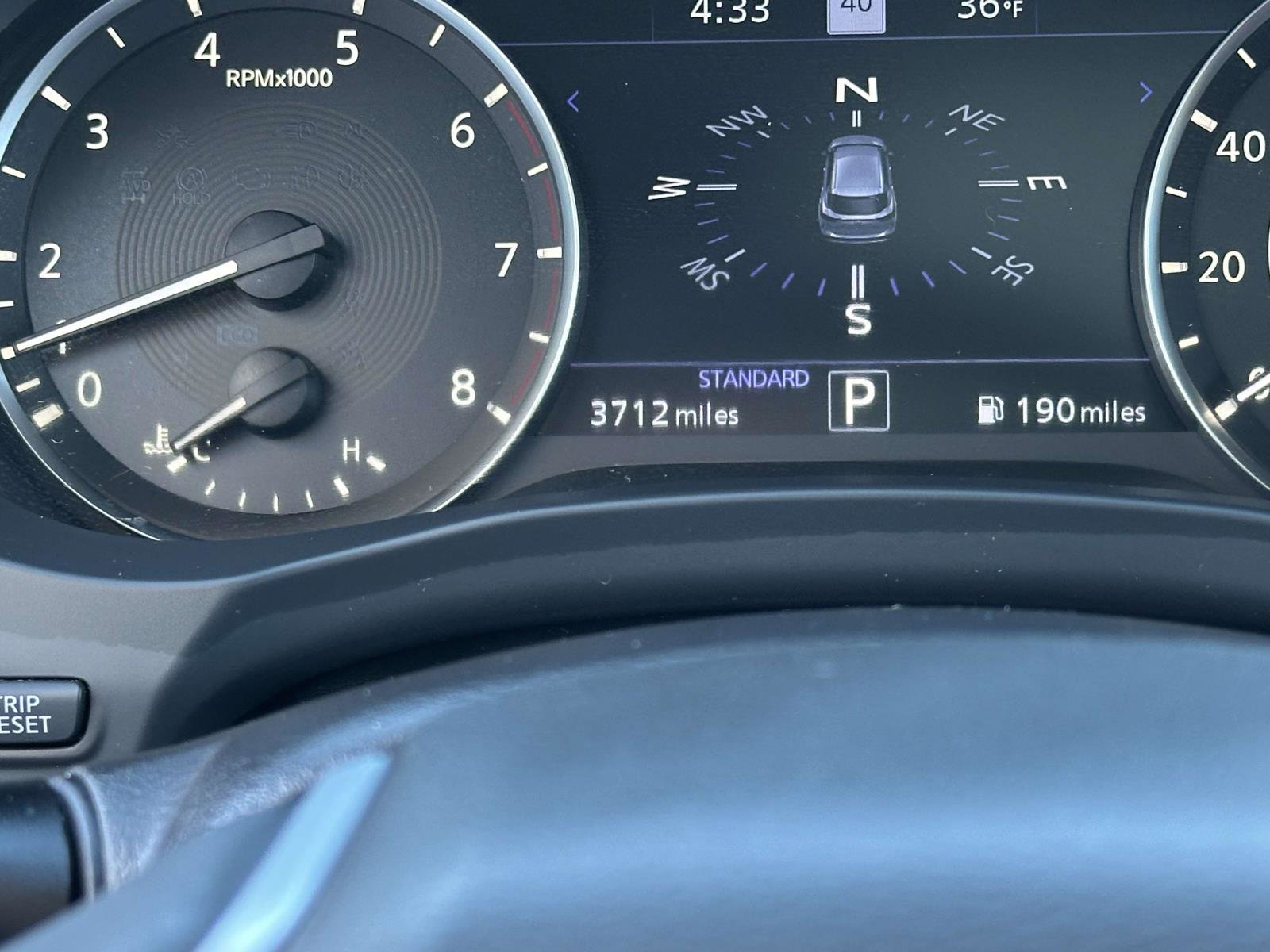 Used 2025 INFINITI QX50 Sport image 27