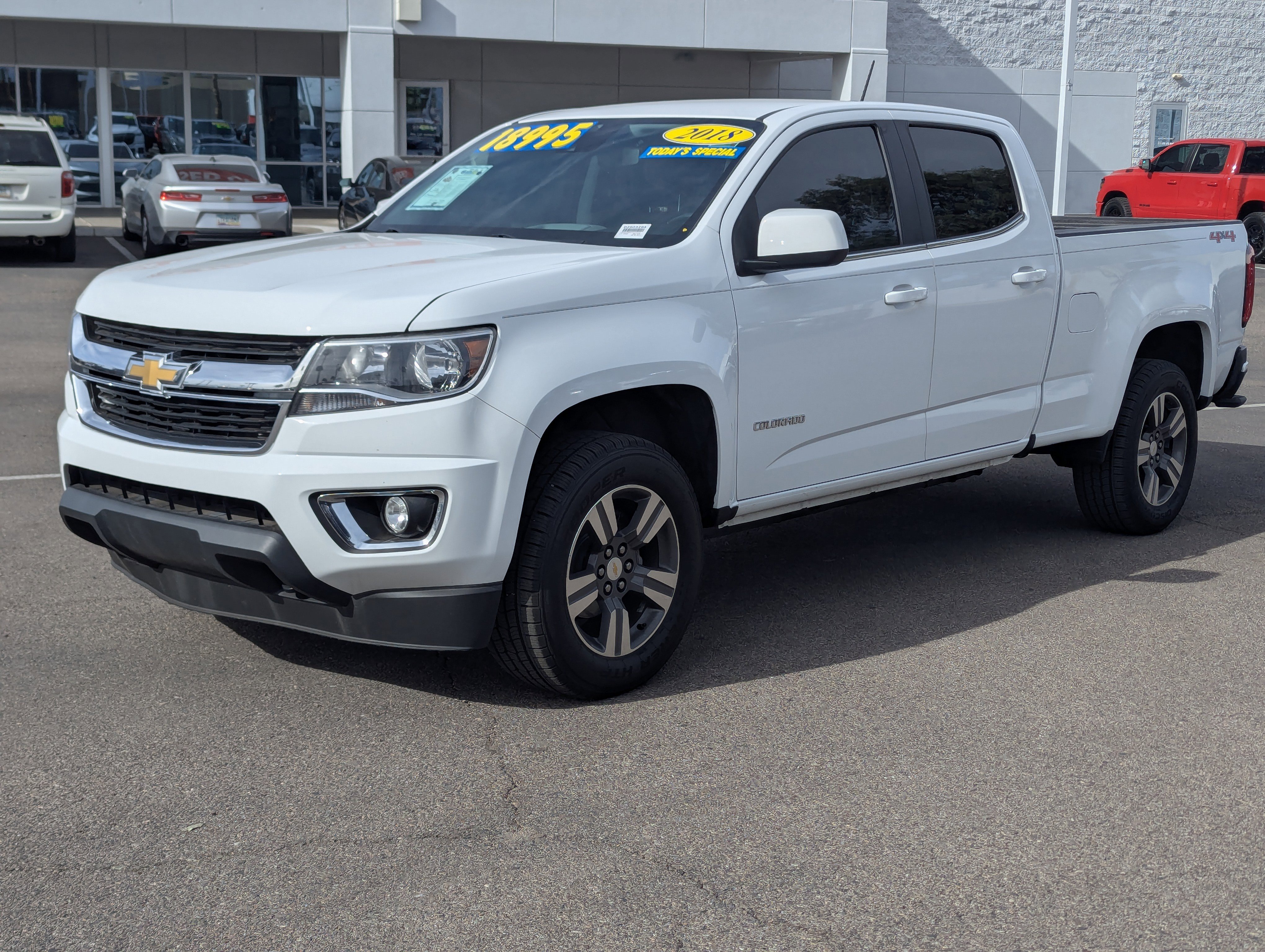 Used 2018 Chevrolet Colorado LT w/ LT Convenience Package image 5