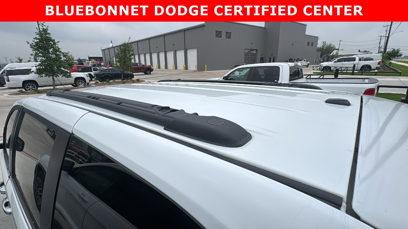 Used 2013 Chrysler Town & Country Touring-L w/ Driver Convenience Group FWD image 16
