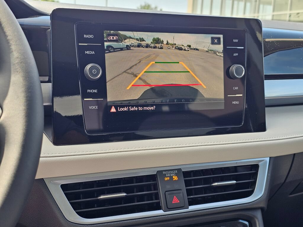 New 2026 Volkswagen Taos SEL AWD/4WD image 19