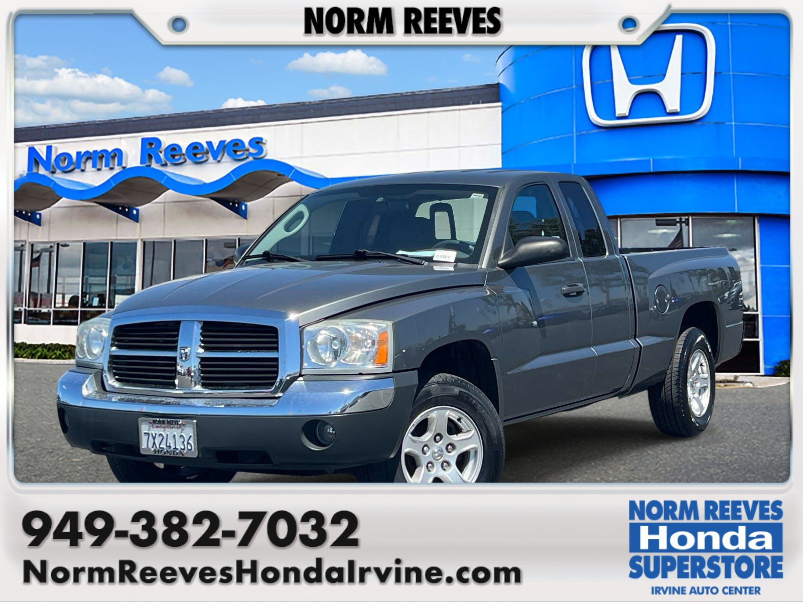 Used 2005 Dodge Dakota SLT