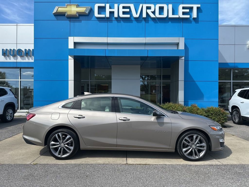 Used 2024 Chevrolet Malibu LT image 3