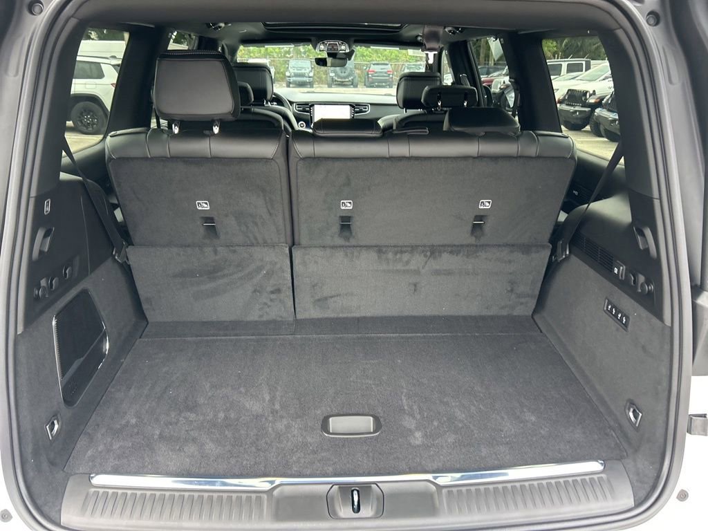New 2026 Jeep Grand Wagoneer Summit image 32