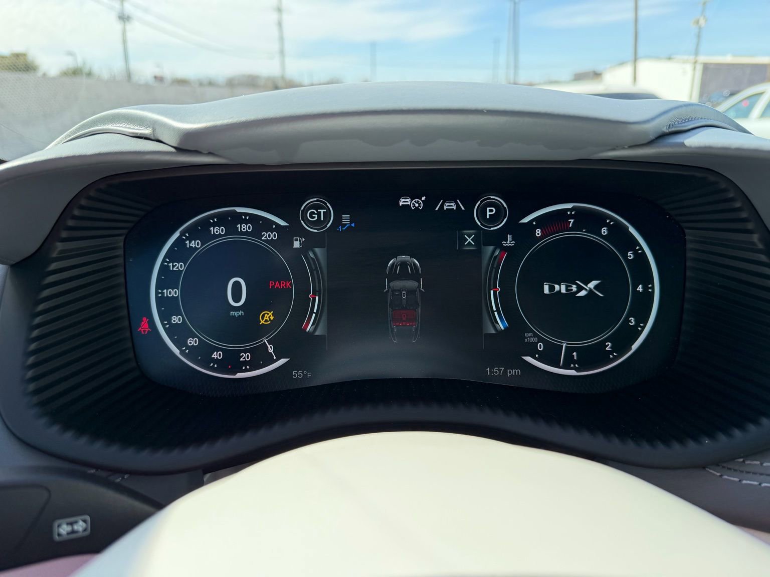 Used 2021 Aston Martin DBX image 14