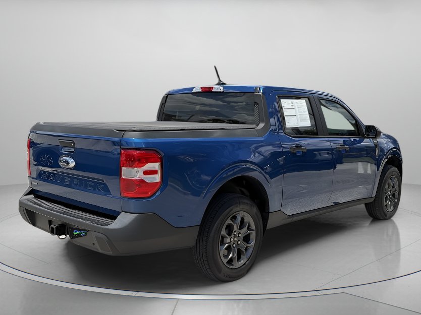 Certified 2023 Ford Maverick XLT FWD image 3