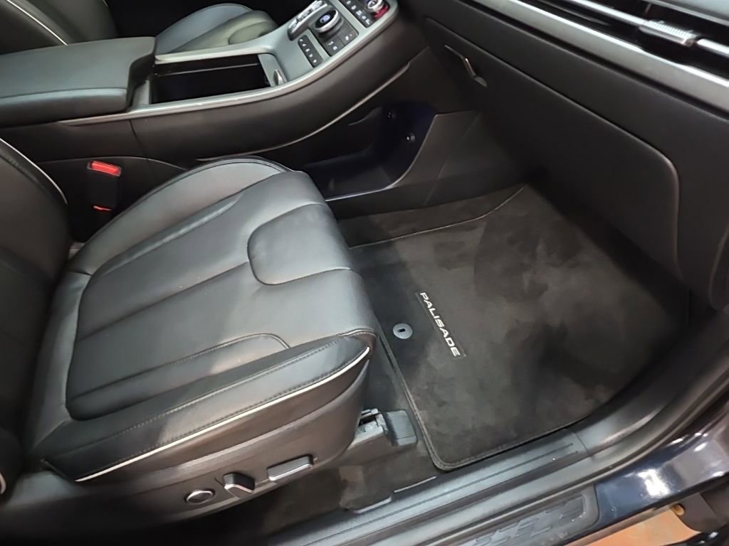 Used 2025 Hyundai Palisade SEL image 11