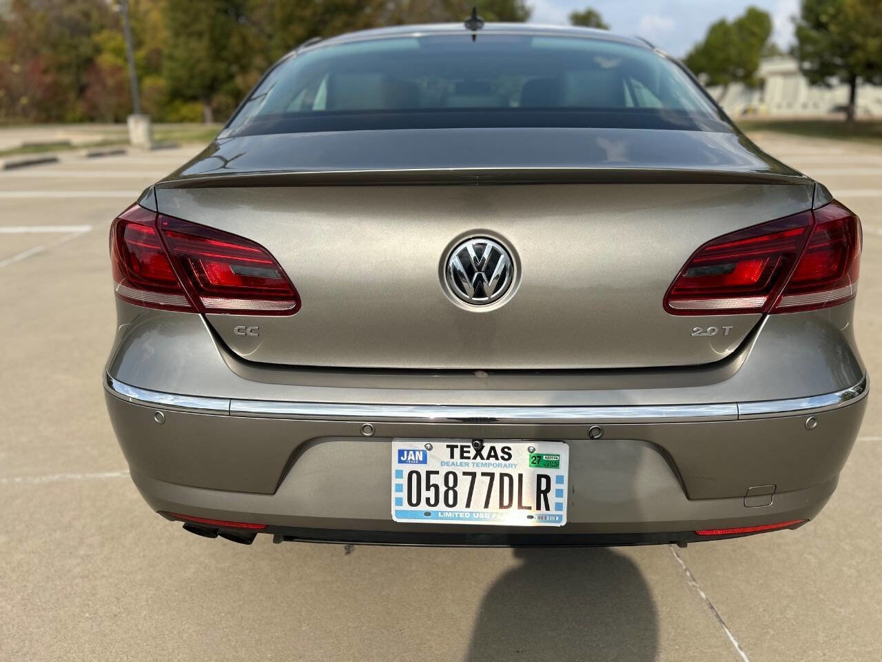 Used 2013 Volkswagen CC Lux image 7